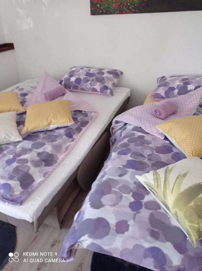 Studio Apartman Sonja Otočac Zewnętrze zdjęcie