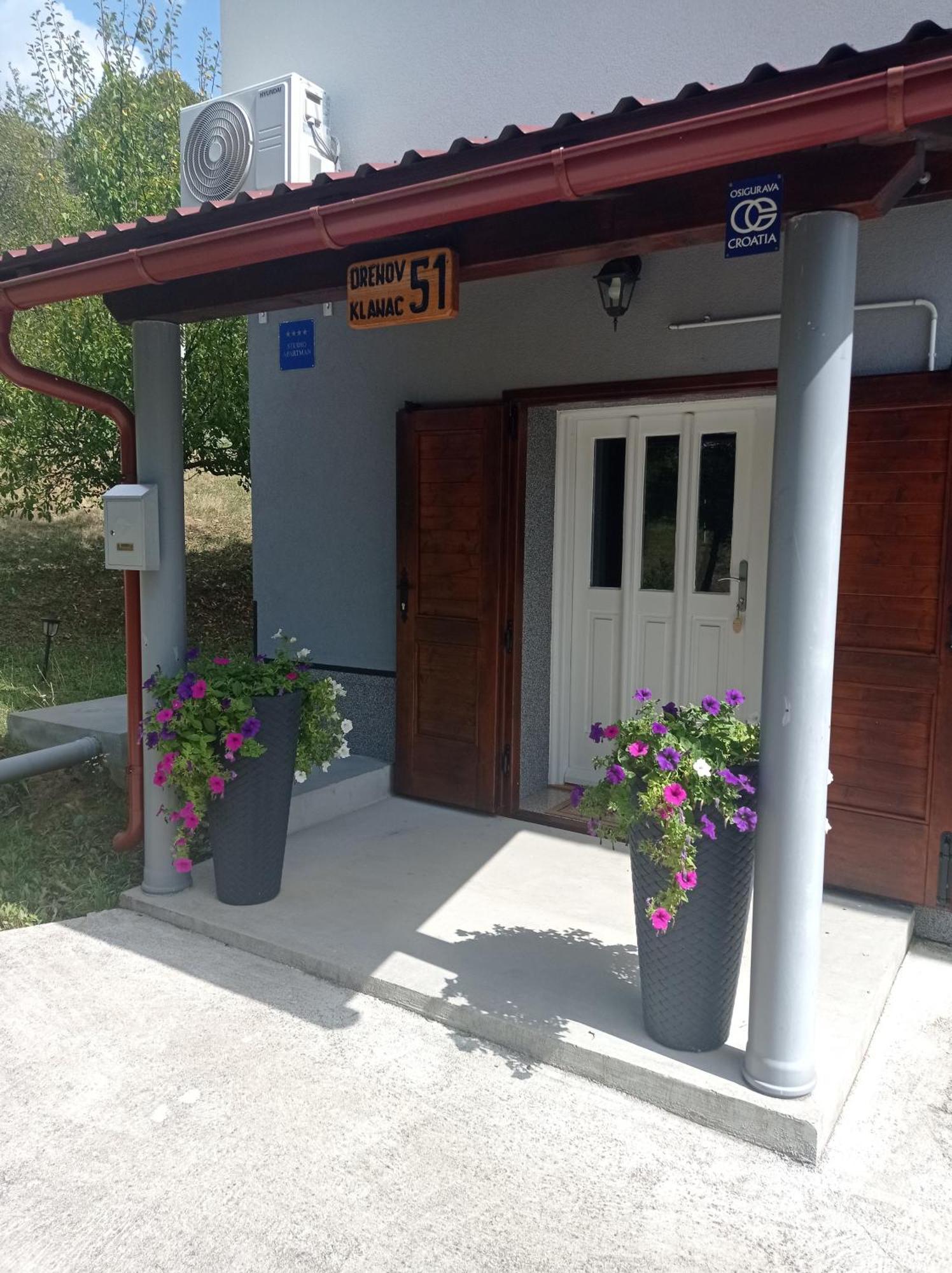 Studio Apartman Sonja Otočac Zewnętrze zdjęcie